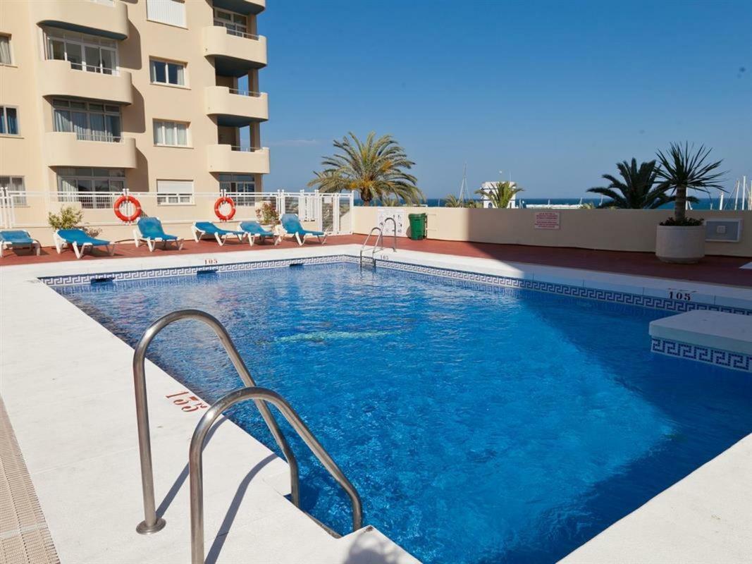 Urbanizacion Puerto Paraiso Estepona Buitenkant foto