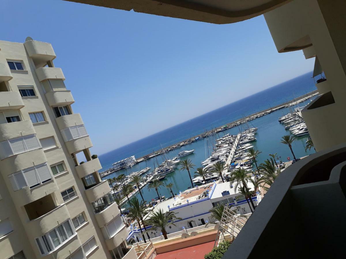 Urbanizacion Puerto Paraiso Estepona Buitenkant foto